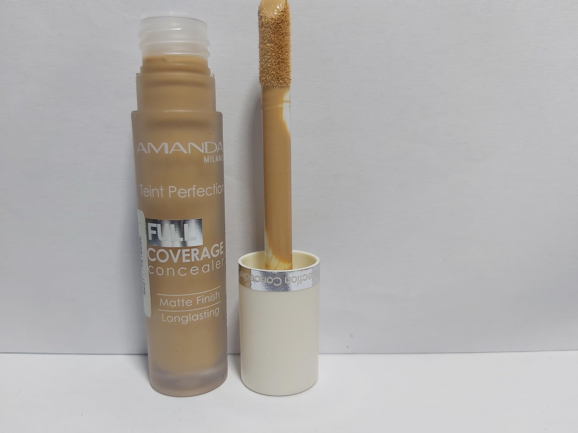 Amanda Milano Teint Perfection Full Coverage Concealer 04