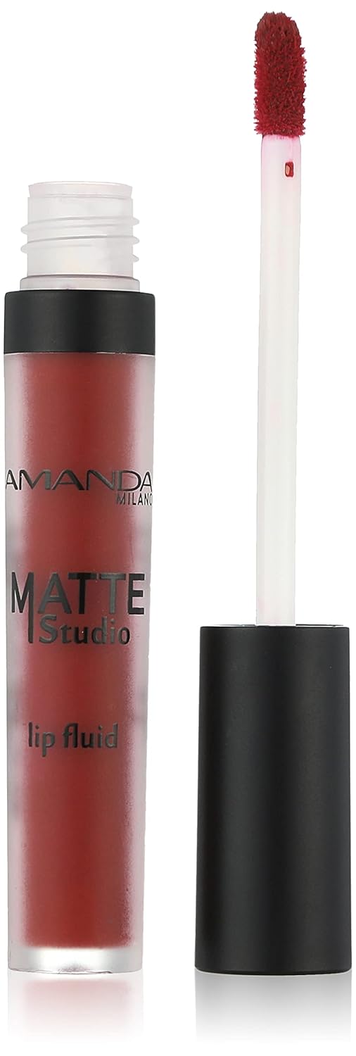 Amanda Milano Maat Lip Fluied-14