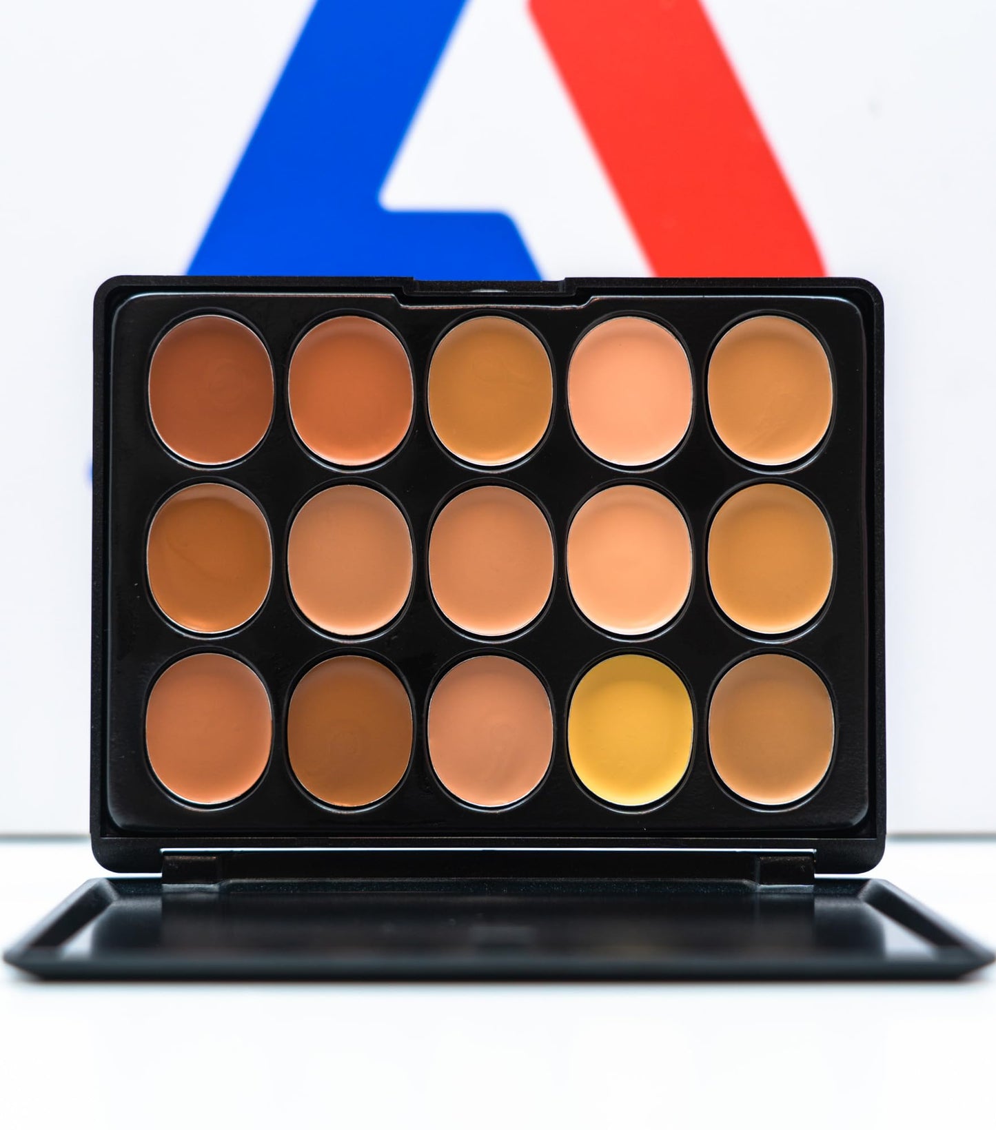 Menow Contour Cream Palette 18G - 15 Colors - 02