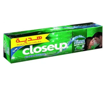 Closeup | Toothpaste Menthol Fresh + Toothbrush | 100ML