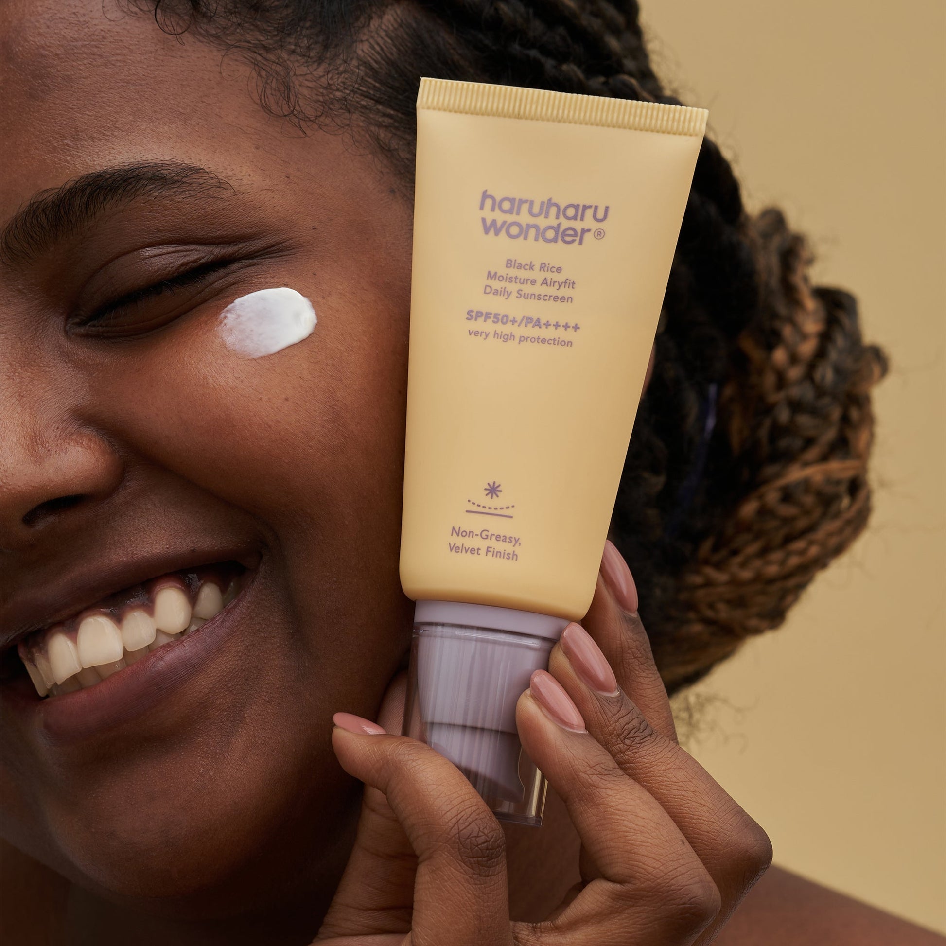Haruharu Airyfit Sunscreen application on deep skin tone