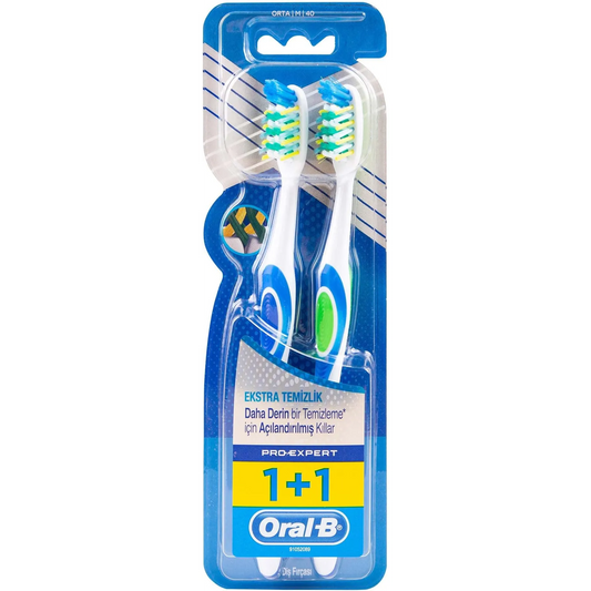Oral B | Pro-Expert Extra Clean Medium Manual Toothbrush Multicolor | 1+1 Pcs